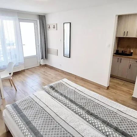 Apartment Nawigator - *